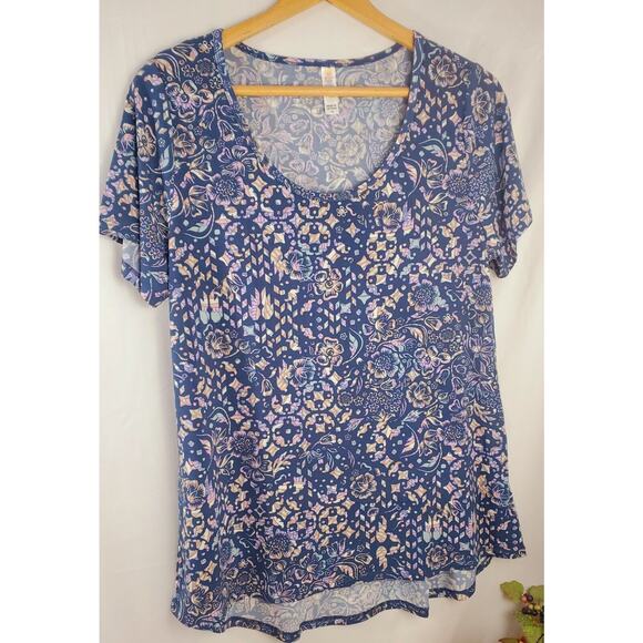 LuLaRoe Top M Classic T Blue Floral Shirt Stretch Womens Size Perfect Shirt - Picture 6 of 10